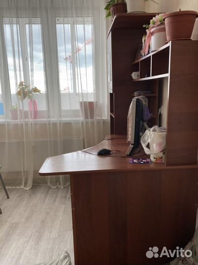 Компьютерный стол