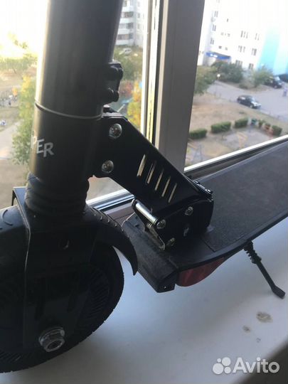 Электросамокат Hiper Stark dx801