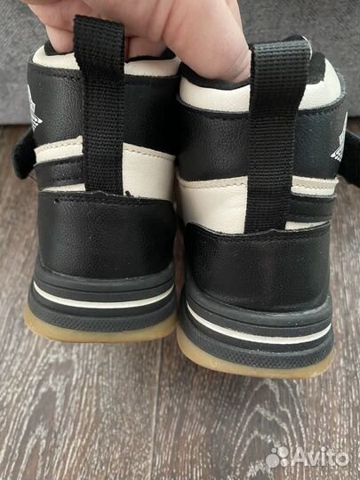 Ботинки демисезонные для мальчика 35