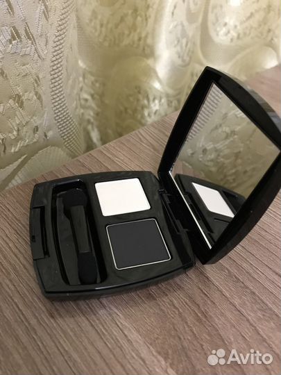 Карандаши для глаз, тени, румяна