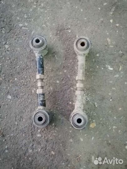 Рычаг задний развальный левый Faw Besturn B50