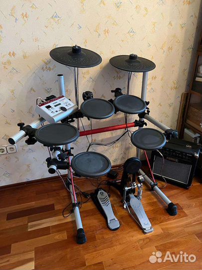 Электронная барабанная установка yamaha