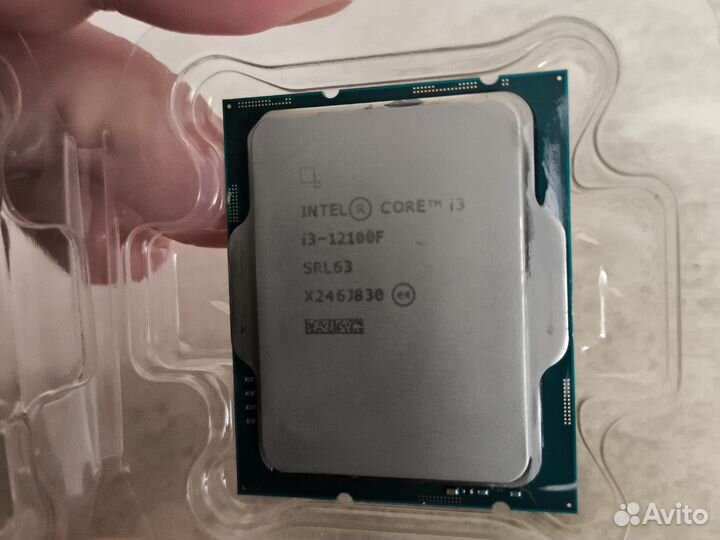 Процессор intel core i3 12100f