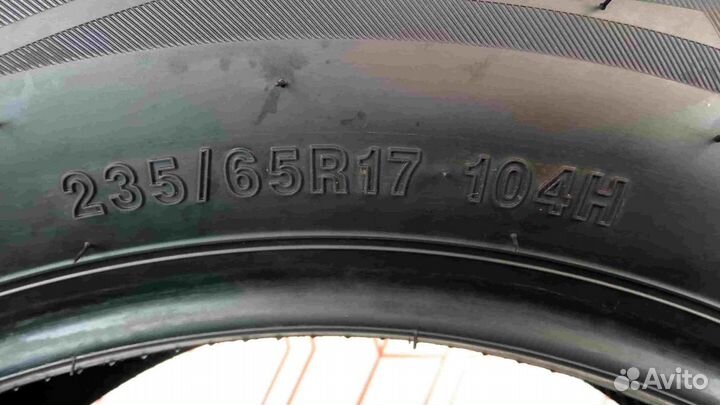 Arivo Traverso ARV H/T 235/65 R17 104H