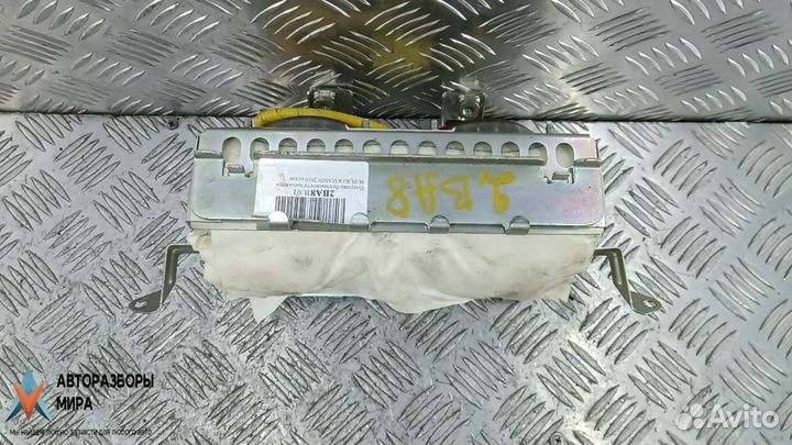 Подушка безопасности пассажира Suzuki Kizashi 2010