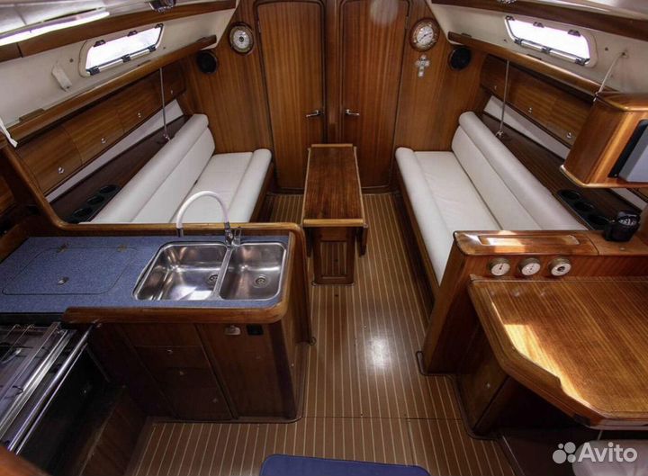 Романтичнская прогулка на яхте в Геленджике