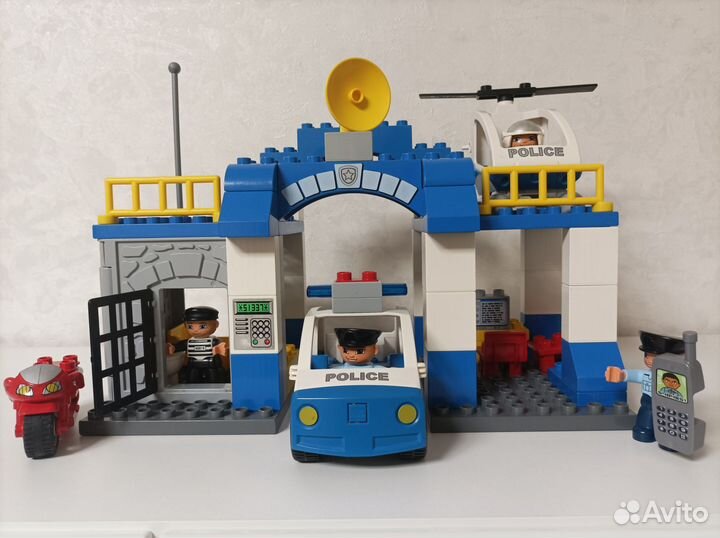 Lego duplo полицейский участок (оригинал)
