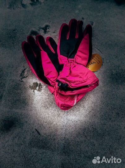 Горнолыжные перчатки