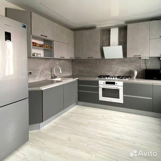 Угловая кухня. Кухонный гарнитур на заказ