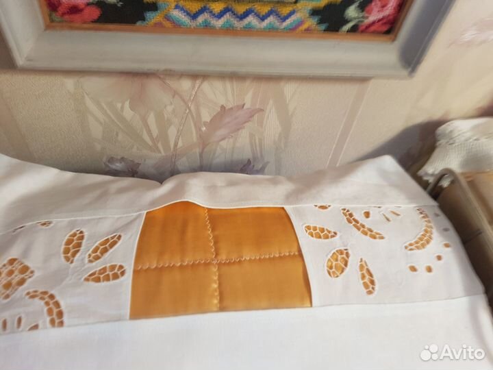 Убранство для кукольной кроватки из антикварных 2