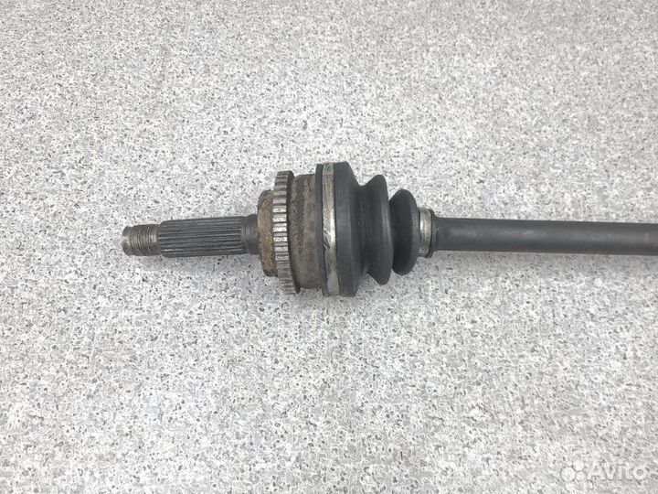 Привод задний Subaru Legacy BE5 EJ20 2002