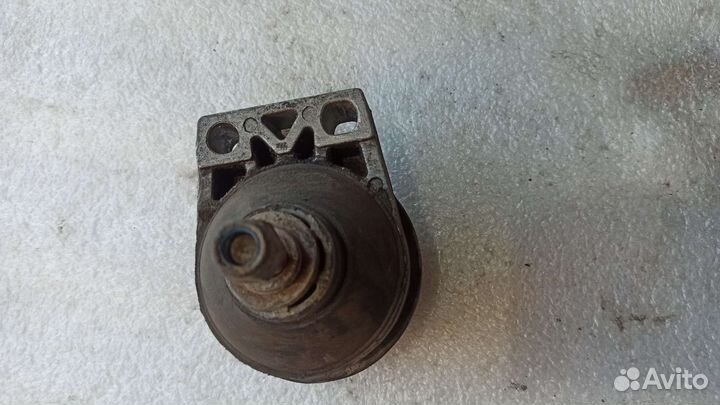 Опора двигателя правая Ford Focus 1