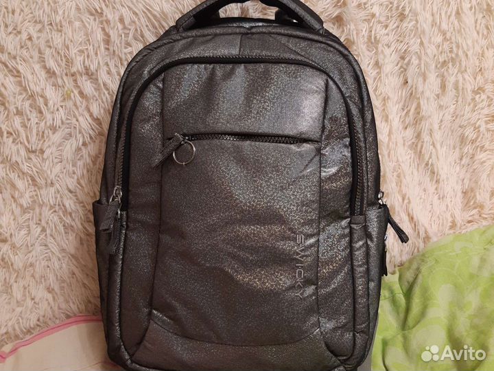 Школьный рюкзак