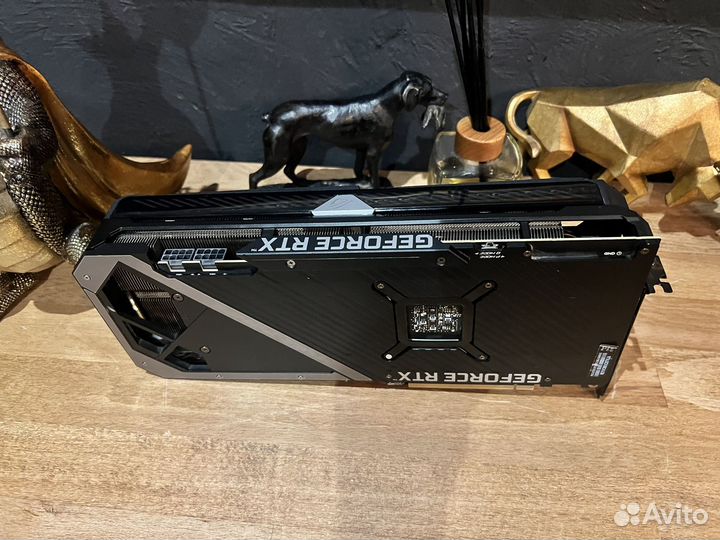 RTX 3070 Asus rog strix 8gb