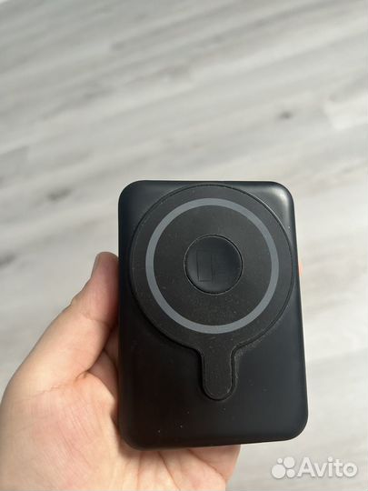 Беспроводная зарядка power bank