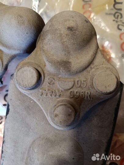 Рычаг передней подвески Рено-Флюенс