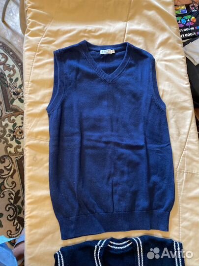 Жилеты 134-140 рост