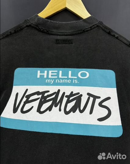 Футболка vetements hello my name is oversize