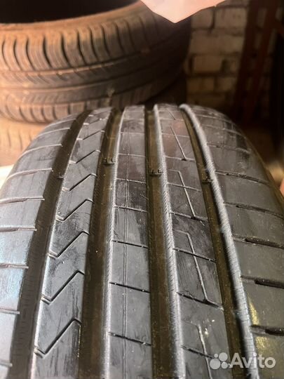 Hankook Ventus Prime 4 K135 215/60 R16 99V