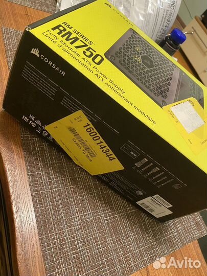 Блок питания corsair RM 750