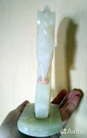 Конь из натурального цельного оникса 19 см