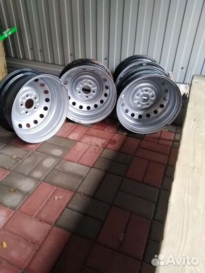 Диски 5x114.3 r16