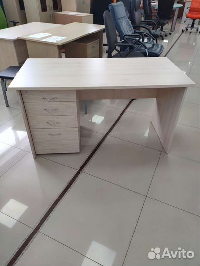Комплект мебели, стол, тумба