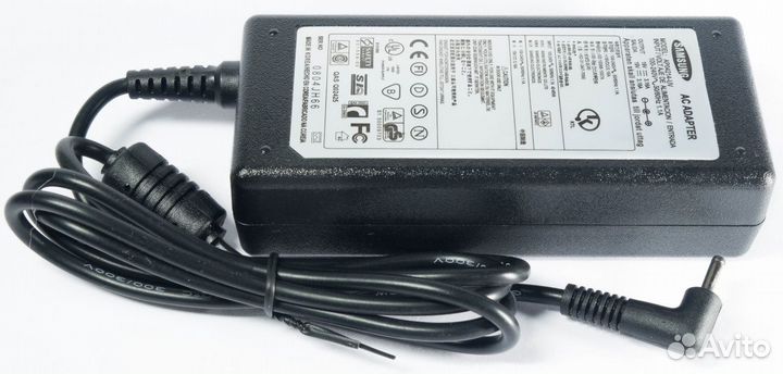 Блок питания ноутбука samsung 19V 3.16A (адаптер)