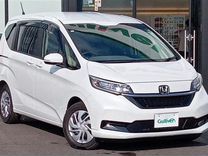 Honda Freed 1.5 CVT, 2021, 28 000 км, с пробегом, цена 1 300 000 руб.