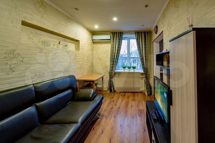 2-к. квартира, 45 м², 5/5 эт.