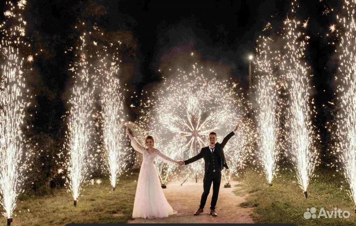 Холодный фонтан, салют, фейерверк, свадьба