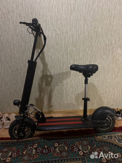 Самокат Kugoo m4