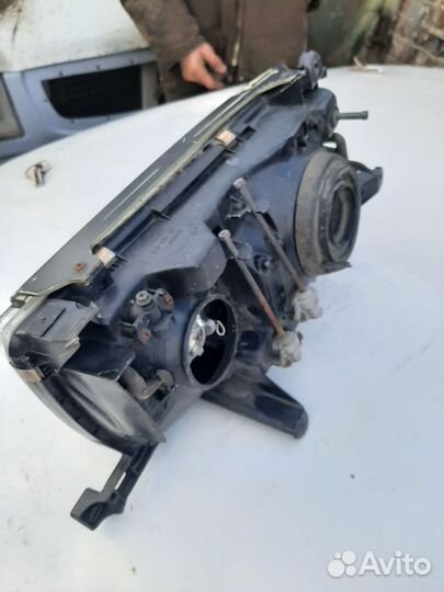 Фара передняя правая тойота ленд круизер 80