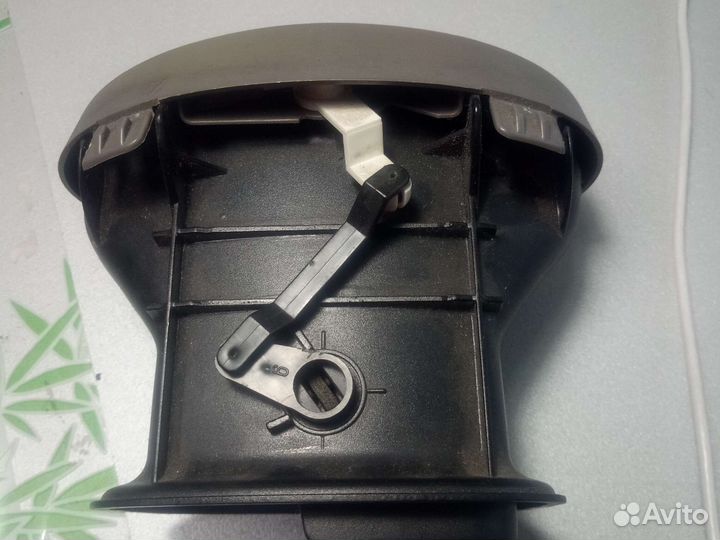 Дефлектор левый Focus 1 USA