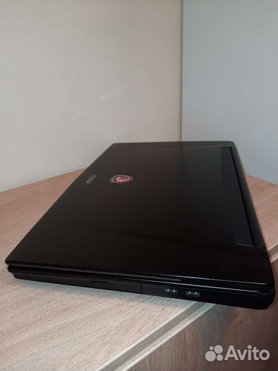 Игровой ноутбук msi i7, GTX 1070, 16Gb, SSD