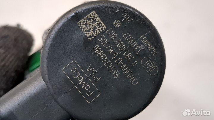 Рампа топливная Land Rover Freelander 2