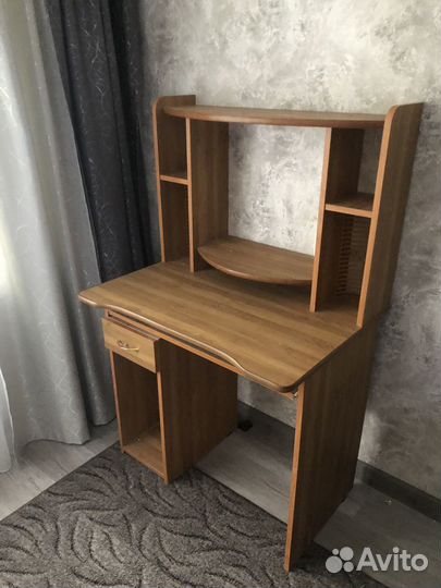 Компьютерный стол бу
