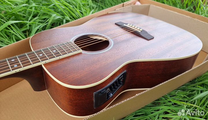 Гитара Parkwood красное дерево новая