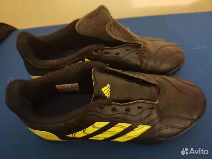 Футбольные бутсы adidas copa