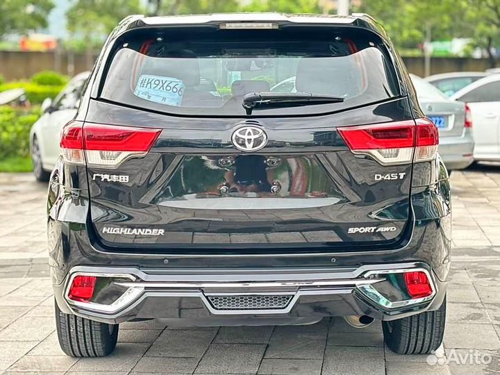 Toyota Highlander 2.0 AT, 2021, 84 000 км