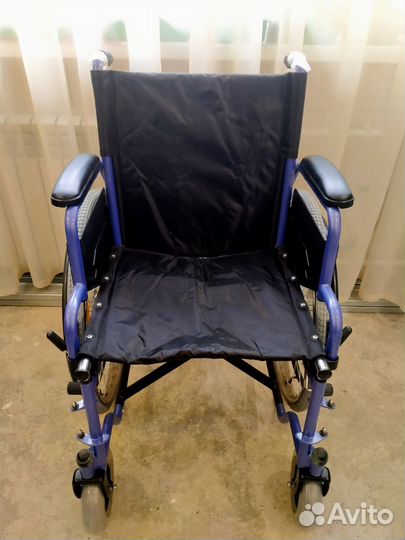Кресло-каталка инвалидное