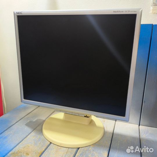 Монитор NEC MultiSync LCD195VXM+, 1280x1024, 76 Гц