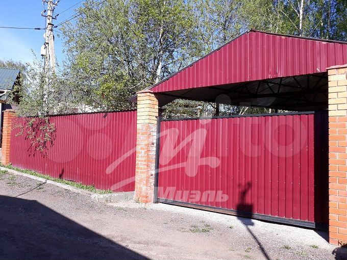 Дом 397 м² на участке 17,2 сот.