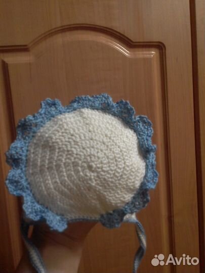 Вязаный чепчик