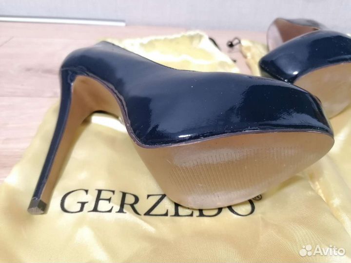 Туфли женские Gerzedo