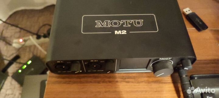 Звуковая карта аудиоинтерфейс motu m2