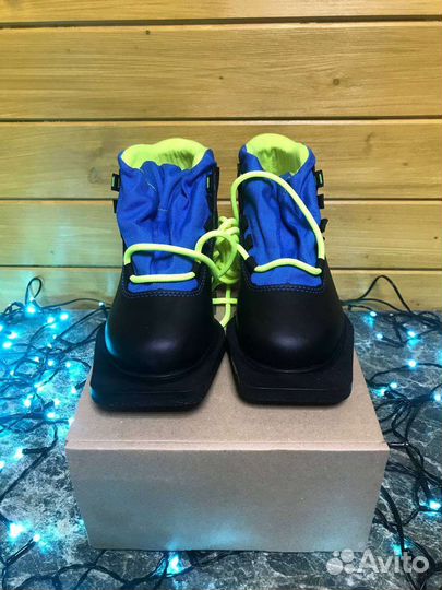 Ботинки лыжные 75 trek snowy 1 новые