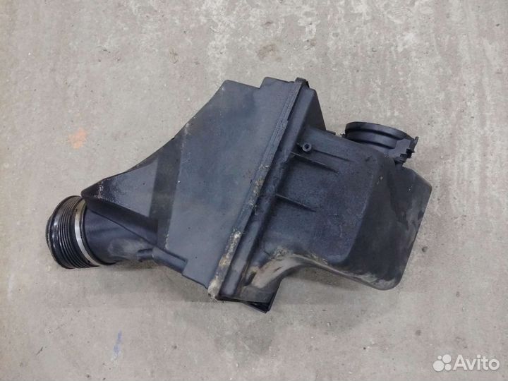 Корпус воздушного фильтра BMW 5 E39