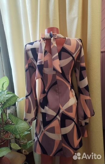 Платье женское