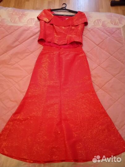 Вечернее платье